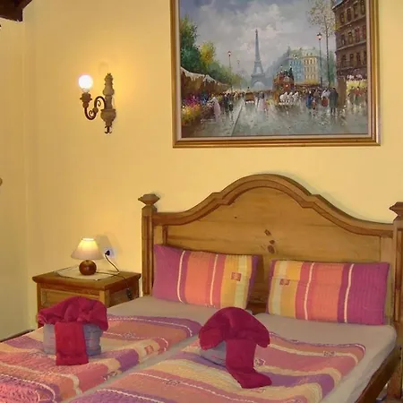 Aptos Monasterio De San Antonio 4