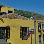 Apartman Aptos Monasterio De San Antonio 4 *